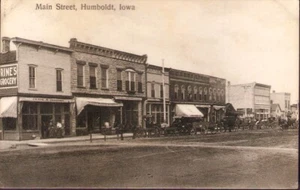 Humboldt Iowa Main Street 1910s Vintage Postcard - Picture 1 of 2