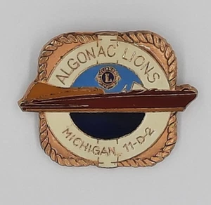 Algonac Lions Club Pin Michigan Motorboat Gold Trim 11-D-2 Vintage - Picture 1 of 3