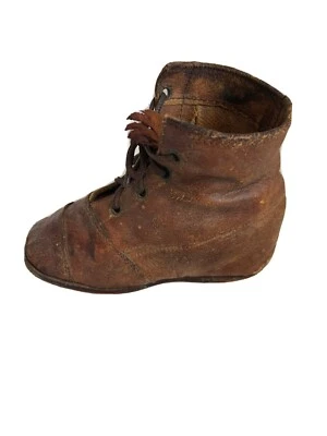 Zapato de cuero vintage para niños de la época victoriana talla 3 Foto 1 de 4