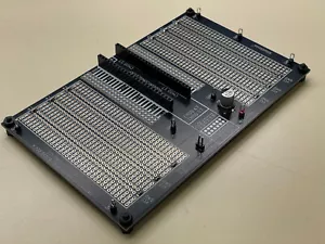 Prototyping board for Digilent S6/S7/A7 CMOD FPGA modules - Picture 1 of 7