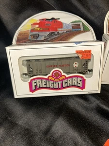 Bachmann N Scale Freight Cars Lot Of 4 And Model Power Freight Cars Lot Of 2 - Picture 1 of 7