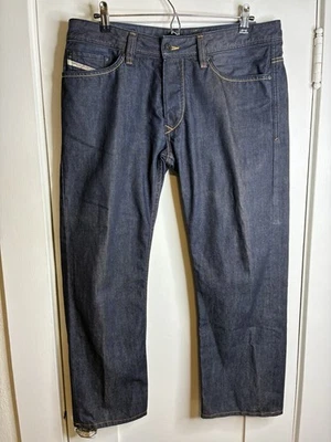 Pantalones de mezclilla rectos regulares Diesel Viker hechos en EE. UU. para hombre 34x26 LEER Foto 1 de 4