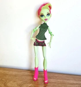 Monster High Venus McFlytrap Fashion Doll Ivy Fusion Mattel, 2011 Clothed RARE - Picture 1 of 11