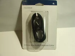 Insignia™ - 6 Fuß 3,5 mm Mini Audio Verlängerungskabel - schwarz - Bild 1 von 1