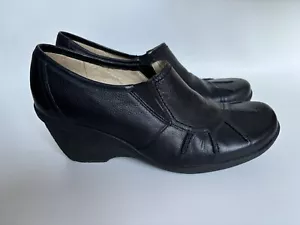Hush Puppies Astrila Black Leather Wedge Heel Slip On Shoes Size 7 - Picture 1 of 10