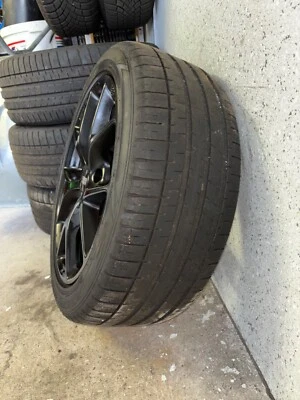 sommerreifen mit schwarzen BBS Felgen 17 Zoll / Zustand einwandfrei wie neu ! - Bild 1 von 3