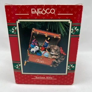 Vintage 1991 Enesco Ornament Kurious Kitty 573868 Kitten in Toy Chest - Picture 1 of 9
