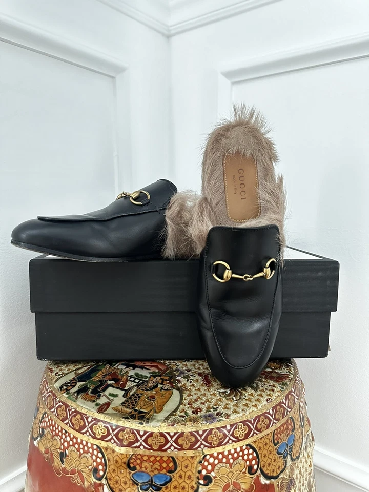 Mocasín sin cordones GUCCI Princetown Horsebit Mule negro con piel 37/7, usado Foto 1 de 4