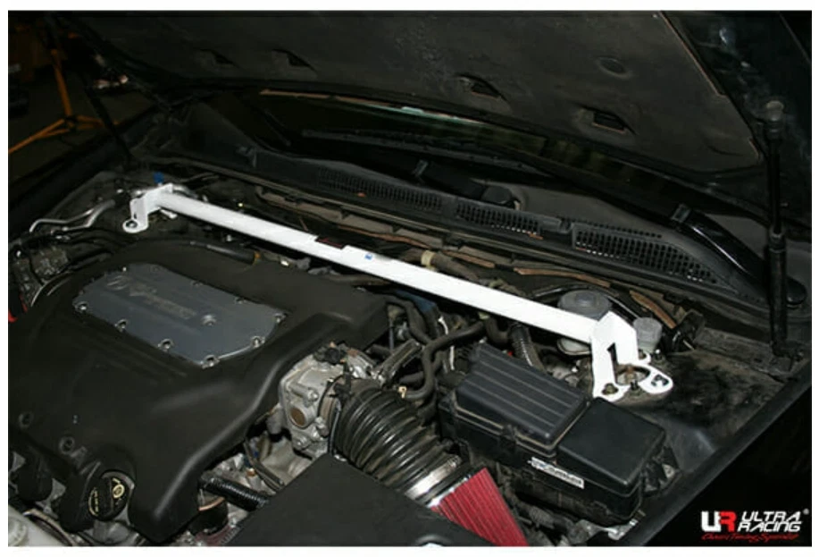 Acura RL KA-9 3.2 V6 2WD 04-08  Barra anteriore superiore strut bar Ultra Racing - Imagen 1 de 1