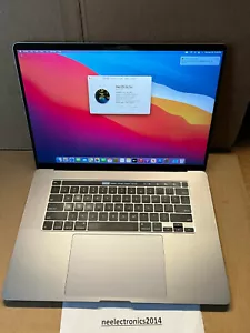 Apple MacBook Pro 16 Zoll 2019 2,3 GHz i9 / 16GB / 1TB SSD / AMD 5500M 5680 - Bild 1 von 12
