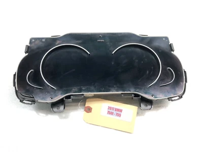 BMW 750I 2016-2019 velocímetro odómetro calibre panel fabricante de equipos originales 71.961 millas. Foto 1 de 4