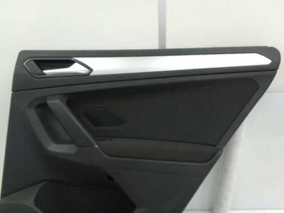 723939 rear door trim rh for VOLKSWAGEN TIGUAN (AD1)(01.2016- ) 1968 CC 116 CV Foto 1 de 4