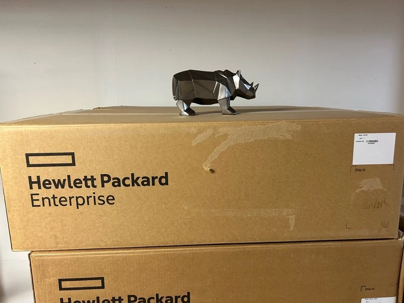 New R4T20A HP J2000 Dual IOM 2x100GbE NVMe-oF SFF TAA-compliant JBOF Storage P31 - Image 1 of 1