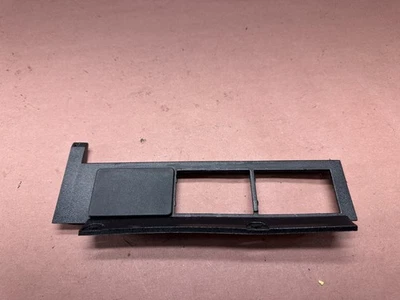 Interruptor de luz antiniebla negro OEM #86215 BMW E28 528e 524td 533I 535I Foto 1 de 4