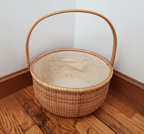 Lg Vintage Round Lined Nantucket Shopping Basket Wood Swing Handle & Pockets Cover