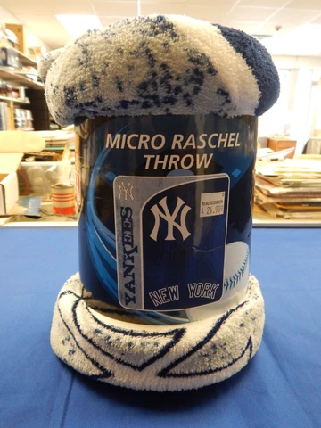 MLB New York Yankees Micro Rashel 50" x 60" Throw Blanket ~ New Cover