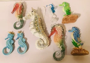Set 8 Seepferdchen hängende Ornamente Regal Figuren Künstler Made Weihnachten, Strand - Bild 1 von 22