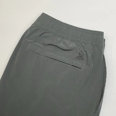 Pantalones Cortos Chubbies Hombres Gris Medio Rendimiento Forrados con Cordón 5.5” Gimnasio Incorporado Foto 1 de 4