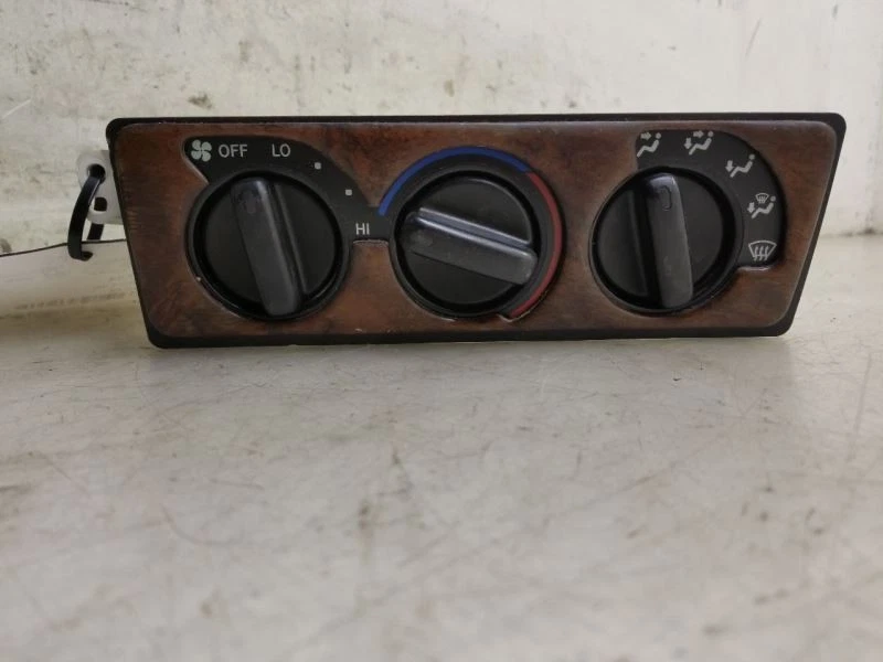 95 96 97 98 99 TOYOTA AVALON TEMPERATURE CONTROL SWITCH  - Image 1 of 4