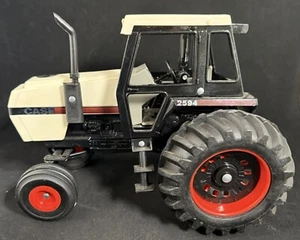 ERTL Case 2594 1984 J.I. Case Collector Series White & Black Tractor - Picture 1 of 10