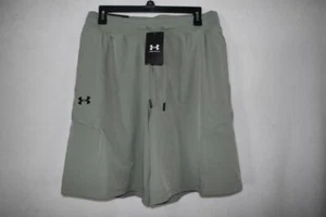 Pantalones Cortos de Carga Under Armour Para Hombre Estilo Deportivo 1388018 504 Grove Verde/Negro Nuevos con Etiquetas - Imagen 1 de 3