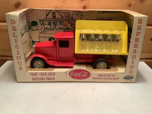 New Gearbox # 00101 1930’s Coca-Cola Bottling Truck reproduction stamped steel - Picture 1 of 10