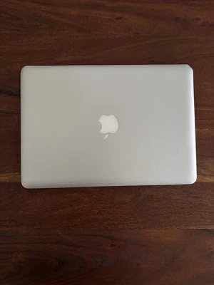 Apple MacBook Pro 13” 2.3GHz i5, 4GB RAM, 250GB SSD, High Sierra - Bild 1 von 4