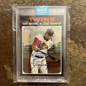 2024 Topps Archives Luis Arraez Auto/59 2020 Topps Heritage Batting Champ - Imagen 1 de 11