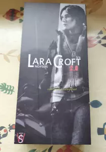 SWtoys Croft 1/6 Modellino Lara Croft 2.0 FS015 Tomb Raider in magazzino - Foto 1 di 6