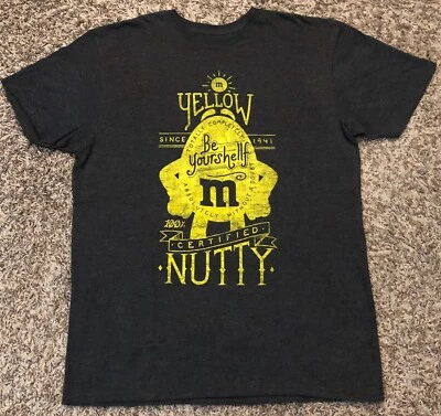 M & M's Official Yellow Be Yourshellf Certified Nutty Since 1941 Men's T-Shirt L - Imagem 1 de 4