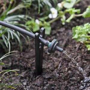 Goteo de riego por goteo Raindrip PC8025B negro 2 GPH 1/4 entrada x 7 L pulgadas - Imagen 1 de 1