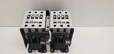 ¡NUEVO STOCK ANTIGUO! CONTACTOR DE MARCHA ATRÁS GE CL45A300M Foto 1 de 3