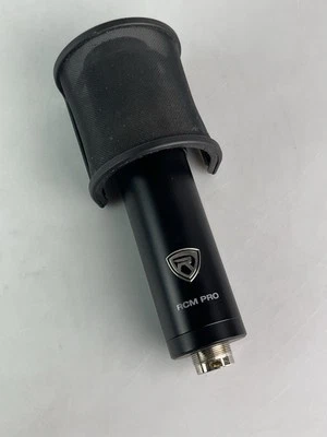 Rockville RCM Pro 20 Hz - 20 kHz XLR Condenser Studio  ONLY - Image 1 of 4