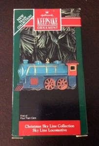 Hallmark Keepsake Ornament 1992 Heavy Cast Metal “Christmas Sky Line Locomotive” - Picture 1 of 2