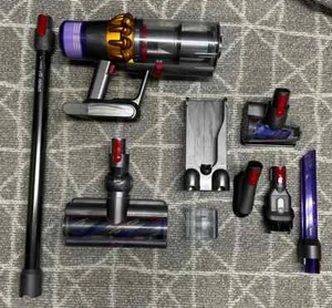 Dyson V15 Detect Aspirapolvere Senza Fili a Bastone - SV22 - Giallo/Nichel - Foto 1 di 5