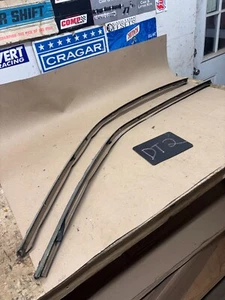 1982-1992 Firebird Trans Am Camaro HARDTOP HATCH Weatherstrip Channel Retainer - Picture 1 of 21