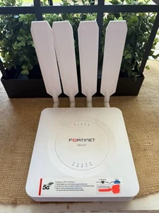 Fortinet FortiExtender FEX-511F Ethernet, Routeur Sans Fil Cellulaire Antenne Alimentation - Photo 1/4