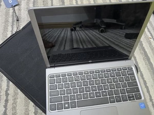 HP Pavilion X2 32GB 2 in 1 Detachable Tablet Laptop 10-n100na Windows 10 2GB 10" - Picture 1 of 9