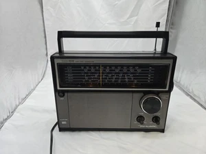 Vintage Realistic DX-66 AIR/SW Monitor AM/FM Radio 1970's Analog. Tested WORKS - Picture 1 of 9