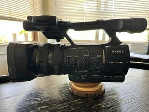 For Parts Only!!! Sony HXR-NX5U NXCAM w/HXR-FMU128 (128GB Flash Memory) - Picture 1 of 11