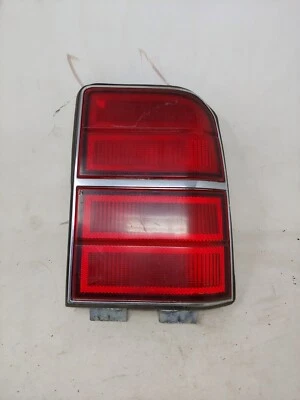 1986 - 1989 OLDSMOBILE DELTA 88 GENUINE OEM RIGHT PASSINGER SIDE TAIL LIGHT - Image 1 of 4
