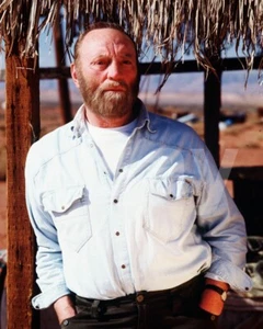 Auf Wiedersehen Pet (TV) Pat Roach "bomber" 10x8 Photo - Picture 1 of 1
