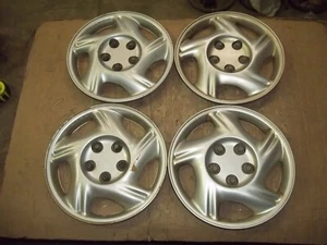 97-05 Pontiac Grand Prix Montana Trans Sport Hubcap Wheel Cover Hub Cap 15" OEM - Picture 1 of 24