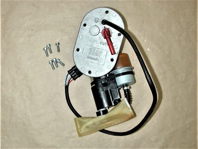 Moto Guzzi 2014 V7 OEM B063645 Genuine Fuel Pump Assembly - Imagem 1 de 4
