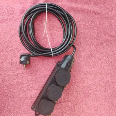 Gummi-Verlängerungsleiste  ,Max 3600 Watt  ,3x230V 1,5-5m Kabel , KATEC  - Bild 1 von 4