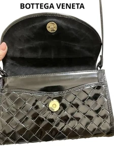 Bottega Veneta Patent Leather Shoulder Bag Black Used - Picture 1 of 5