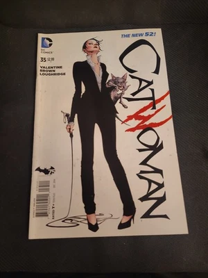 Catwoman #35 - 2014 The New 52 DC Comics NM - Image 1 of 3