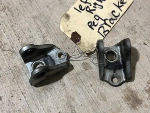 2003 Honda Crf450r  CR450 03 Foot Peg Brackets Mounts L/R CRF OEM - Picture 1 of 5