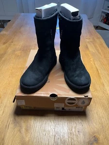 UGG Australia Boots Winterboots Schneestiefel schwarz Wildleder Lammfell - Bild 1 von 6