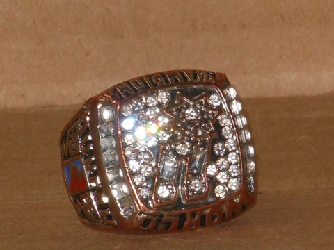2003 SAN ANTONIO SPURS TIM DUNCAN CHAMPIONSHIP RING REPLICA Cover